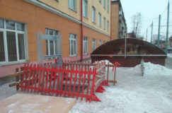 В Гомеле в подземном переходе монтируют лифт (фотофакт)