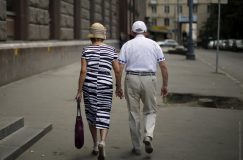 В Беларуси с 1 августа вырастут минимальные трудовые и социальные пенсии