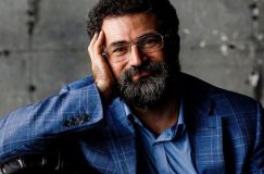«Врачи утверждали — вряд ли пойдет и заговорит». Невероятная история Аркадия Цукера о «временных трудностях»