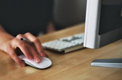 В социальных сетях «Одноклассники» и «ВКонтакте» появились сервисы по поиску работы, в том числе для соискателей с инвалидностью